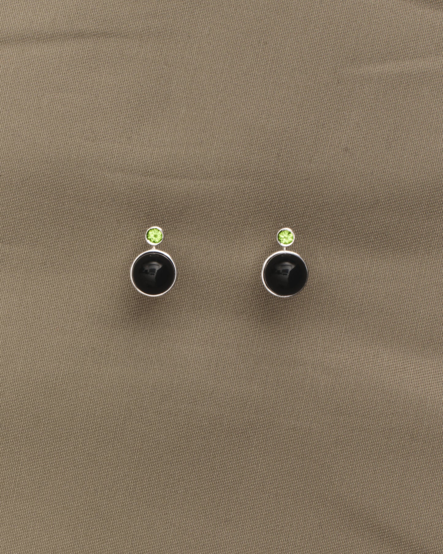 オニキス付きロブスターイヤリング