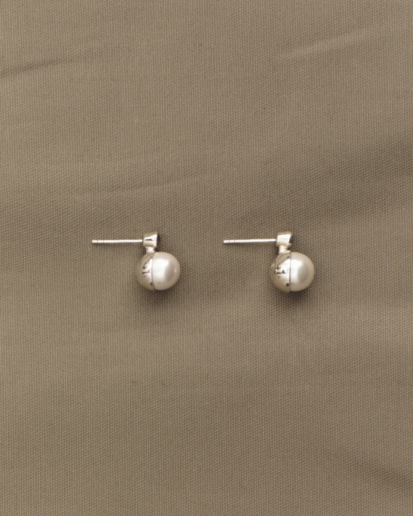 オニキス付きロブスターイヤリング