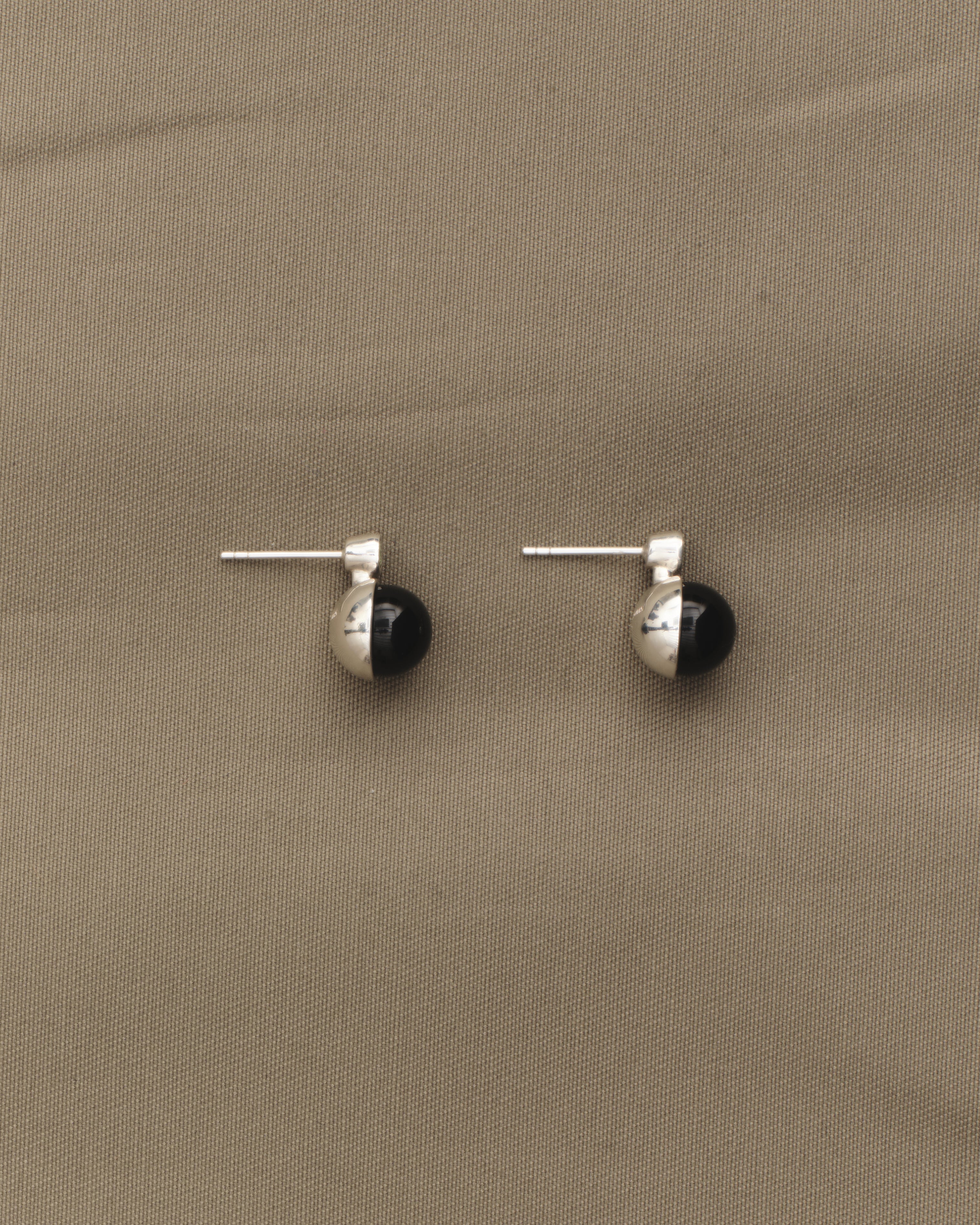 GADID ANONIEM × third reasons ピアス SVEA GADID ANONIEM × third reasons ピアス SVEA Earrings – thirdreasons